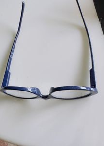 Blue And Red Reading Glasses 2+ Number