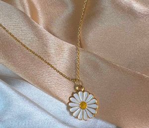 cute charm  Pendant Necklace Qty2 (silver chain❗