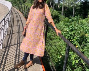 Get Beautiful Print Kurta