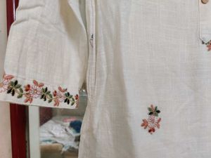 Floral Embroidered Kurti