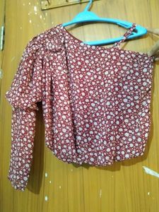 Floral One-Shoulder Top