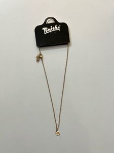 Daisy Pendant Chain Necklace Gold