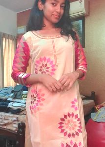 Floral Embroidered Kurta Set