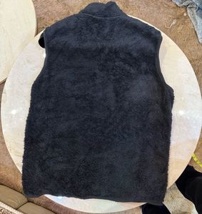 uniqlo Fleece Vest - Cozy &amp; Stylish