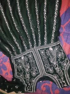 Elegant Green Embroidered Kurta