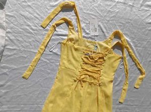 Brand New(Newme)Yellow Solid Chiffon Strapy Dress
