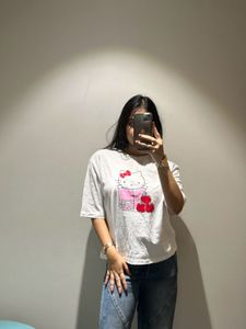 Hello Kitty Tee