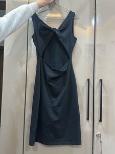 Sleeveless Black Bodycon Dress