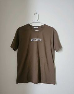 Mischief Graphic Tee M size