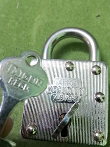 Shutter Lock