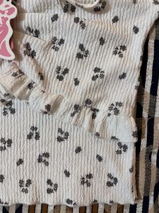 (UNUSED WITH LABEL) Floral Print Top