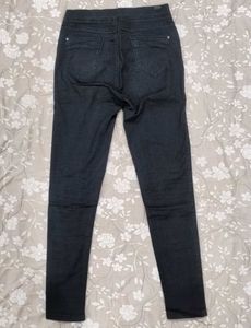 Black Pull-On Jeggings