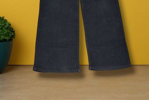 I@04 Size-32 Straight Jeans