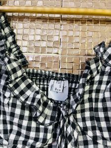 Checkered Crop Top