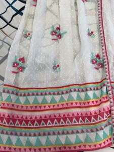 SRISHTI Floral Embroidered Ethnic Long Shrug
