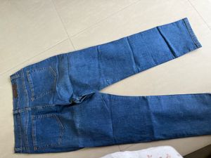 Ripped Jeans