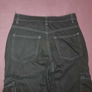 Black cargo jeans (NEWME)