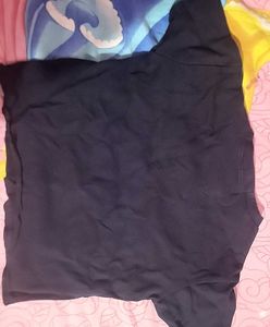 Gossip Girl Graphic Tee