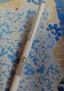 Miss Claire White Eyeliner Pencil
