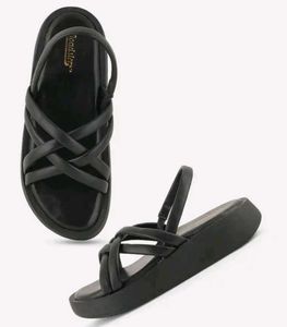 Roadster Black Platform Sandals