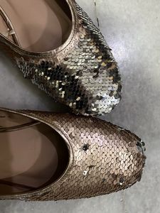 Reversible Sequins Bellies (size 41)