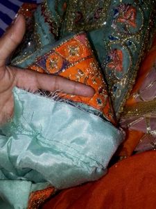 Elegant Pakistani Suit