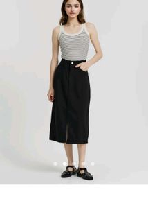 Slit Black A_ Line Skirt ( Also A Free Gift) 🎁