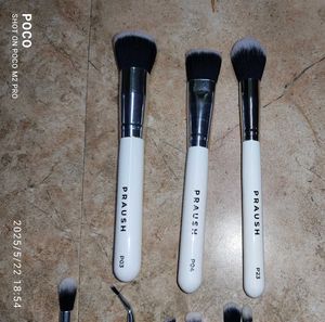 Praush beauty 9 Face And Eyes brush