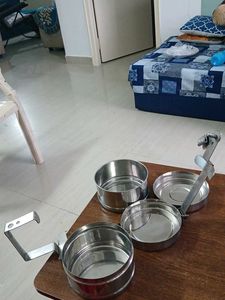 Tiffin Carrier