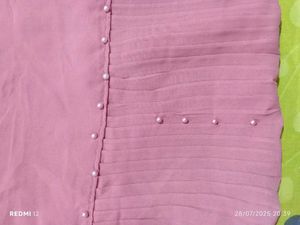Pink Pleated Pearl Stole