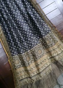 Green Printed Chanderi Silk Embroidered Kurta Set