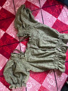 Floral Print Puff Sleeve Top