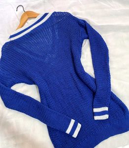 Korean Blue V-Neck Knit Sweater D
