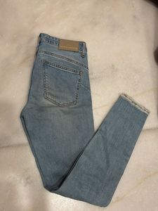 Vero Moda Ripped Light Wash Jeans