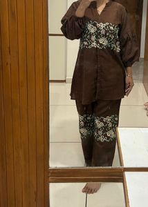 Floral Embroidered Cotton Pant Set
