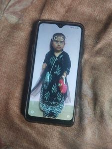 Realme 5 Pro + Free Display