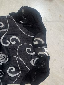 Beautiful Top With Inner Attached