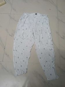 White Colour Leggings