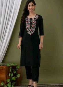 New🔥 Embroidery Black Kurtaset