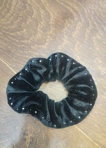 Black Colour Beaded Scrunchy 🖤🛒