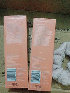 2Foxtale Super Glow Face Wash+ Scrunchie