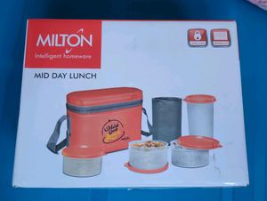 Milton Lunch Box With Beautiful Bag