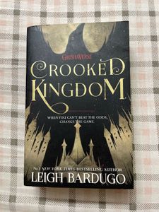 Six Of Crows Duology Collector’s Edition Novel