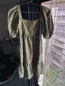 Chic Olive Green Puff Sleeve Square Neck Dress