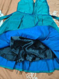 Frock 💚💙