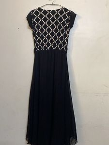 Chic Black &amp; White Dress