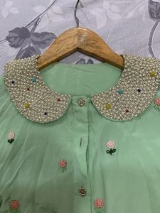 Embroidered Peter Pan Collar Top