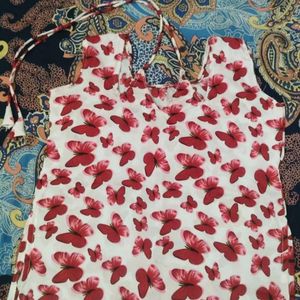 trending nack ,Sleeveless short kurti handmade