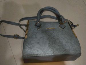 Elegant Floral Handbag