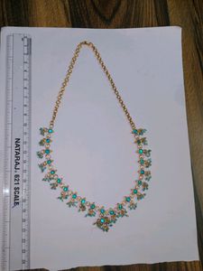 Hand Made Neck Lace Type Jewells